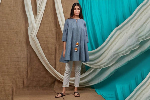 Flared tunic with tie-up knot & slim-fit cotton pants