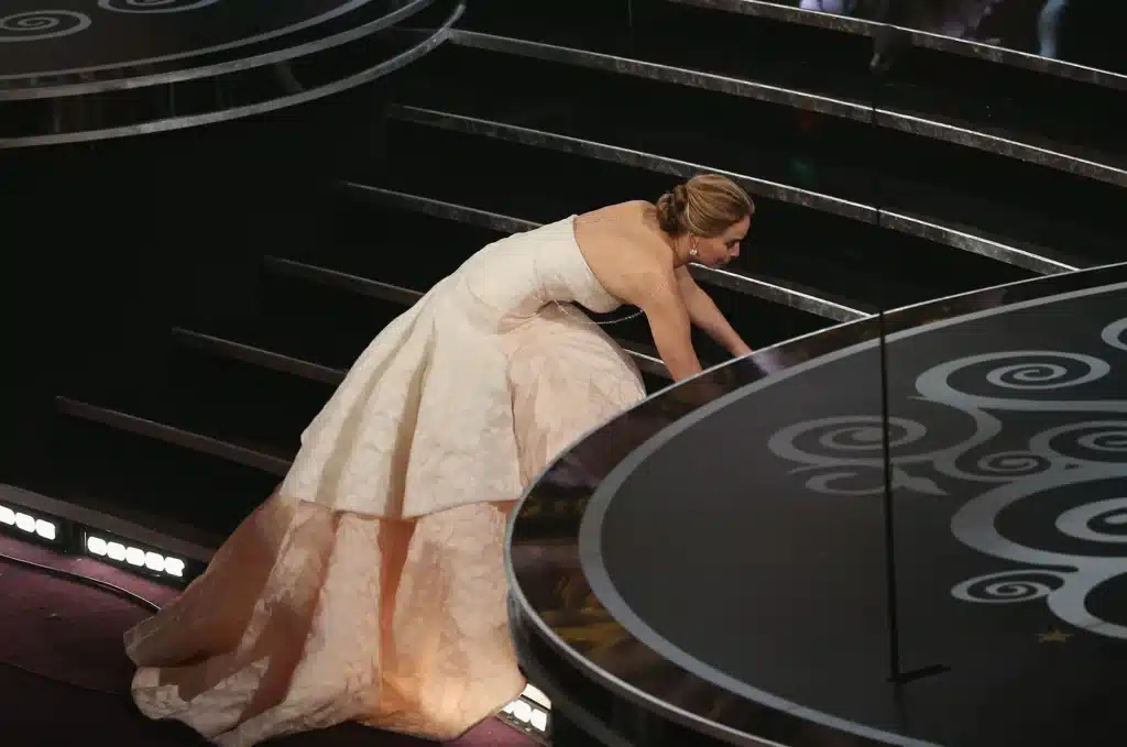 Jennifer Lawrence Tripped On Her Dress During Her 2013 Best Actress Oscar Acceptance