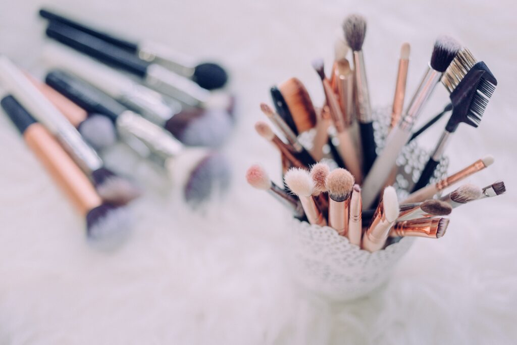  Tips to keep your brushes hygienic