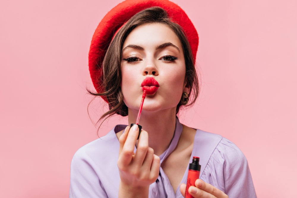 Matte lipstick doesn’t have to be drying – use a gloss on top